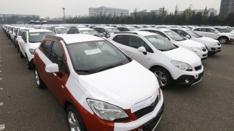 Отстъпките ще продължат да задушават автомобилните производители