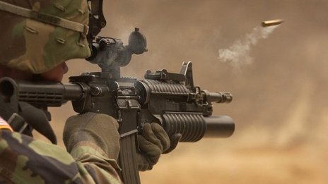 Българската военна индустрия записва силни резултати към края на септември