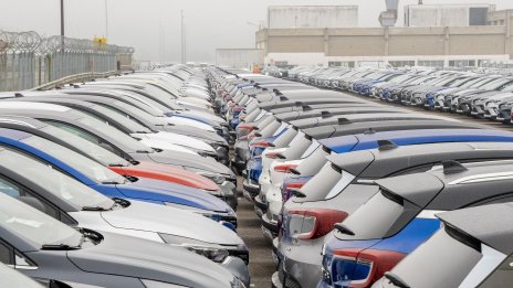 Световният пазар на електромобили расте с 24% през юни, подкрепен от Китай и Европа