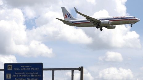 Qatar Airways иска 10% от American Airlines