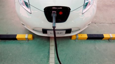 Защо автоиндустрията ще вложи 300 млрд. долара в електромобилите до 2030 г.?