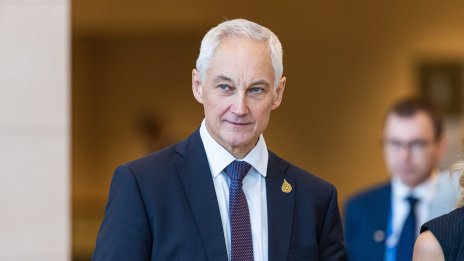 Руският министър на отбраната е на посещение в Северна Корея