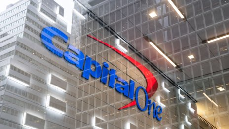 Водещи американски кредитори се сливат в сделка за 35 млрд. долара