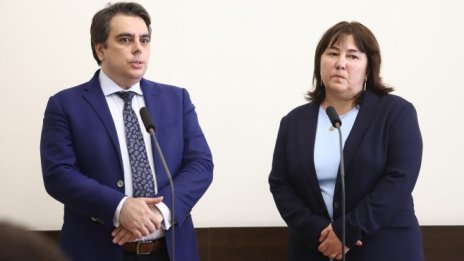 Асен Василев: Оставяме бюджетен дефицит, който позволява да влезем в еврозоната