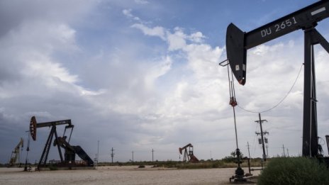 Възможността от облекчаване на мерките в Китай повишава цената на петрола*