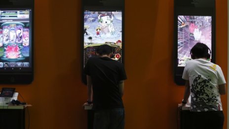 Графика на деня: Как ще се разрасне пазарът на мобилни игри през 2016 г.?