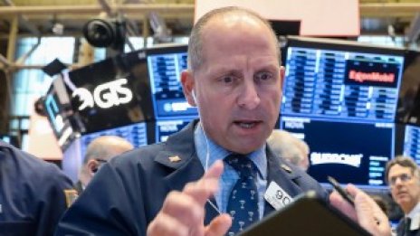 Силни отчети тласнаха S&P 500 и Nasdaq до нов рекорден връх