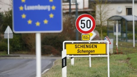 Шенген се превръща в далечна перспектива