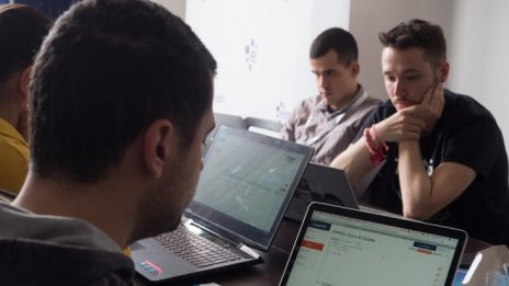 Дататон в битка за по-чисти новини 