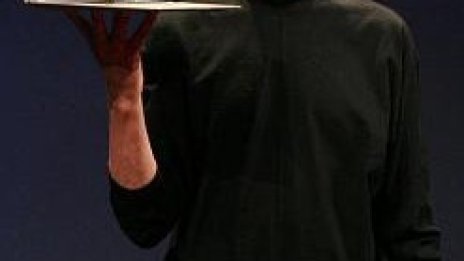 Официалната биография на Стив Джобс излиза в началото на 2012 година