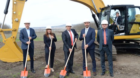 IAG започна строежа на своя първи завод в България и инвестира в още два
