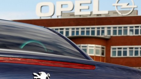 GM обмисля продажбата на Opel на конкурента си Peugeot*