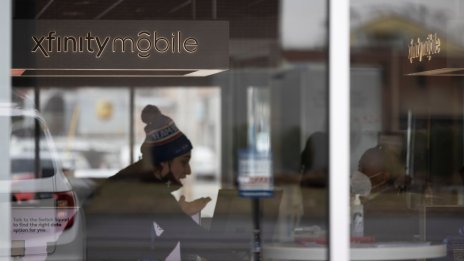 Comcast надмина прогнозите за печалбата си