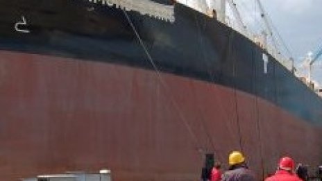 Корабостроителницата във Варна пусна на вода нов кораб по японски лиценз