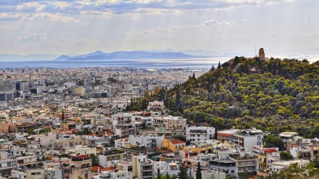 Гърция иска да привлече 40 хил. чуждестранни работници от Азия и Европа