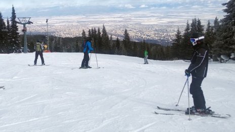 Над 1,8 милиона са регистрациите на туристи от началото на зимния сезон