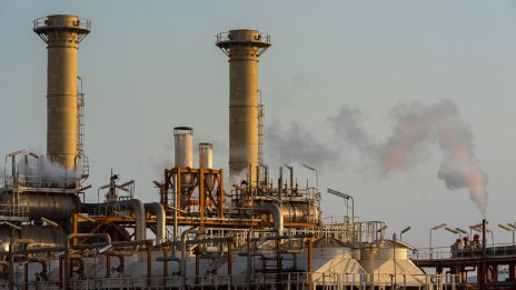 САЩ наложиха санкции и върху износа на втечнен газ от Иран