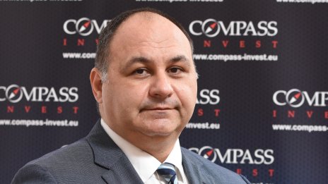 Драгомир Великов: Конфликтът Израел-"Хамас" прави мекото кацане много по-трудно