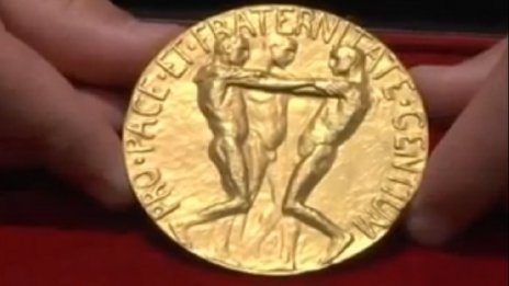 Нобелова награда за мир беше продадена на търг за над 1 млн. долара 