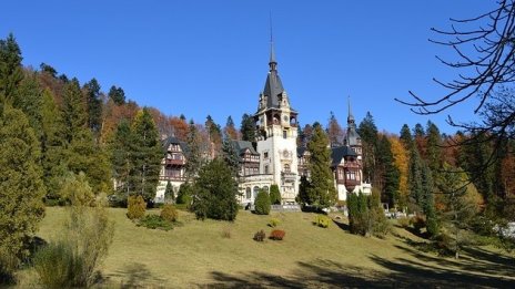 Румъния инвестира в туризма, за да ни конкурира