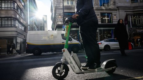 Компанията за електрически тротинетки Lime подаде документи за IPO