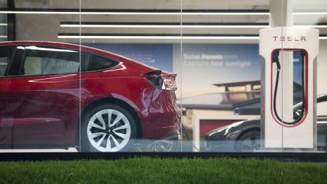 Tesla преодоля скептицизма към електромобилите в Австралия с ръст в продажбите