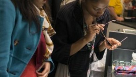 Продажбите на дребно в САЩ нараснаха с по-бавен темп през януари