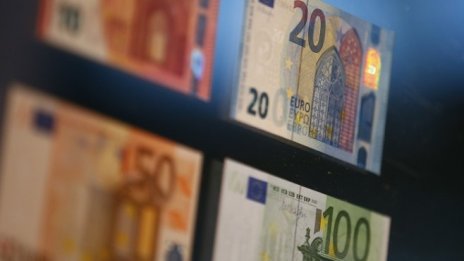 Еврото върна част от загубите си след разпродажбите от сряда