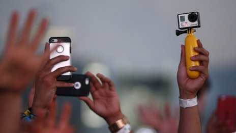 Продажбите на GoPro поеха нагоре, но разочароваха анализаторите