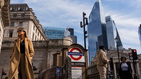 Миннодобивните компании изведоха британския FTSE 100 до нов връх*