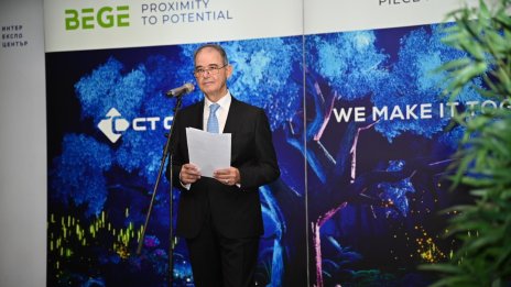 Онлайн сегментът на игралната индустрия расте, наземните обекти у нас намаляват