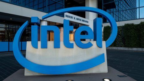 Intel очаква кризата с дефицита на чипове да продължи поне 2 години
