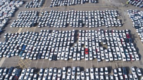 Продажбите на нови дизелови коли в България се свиват с над 17%