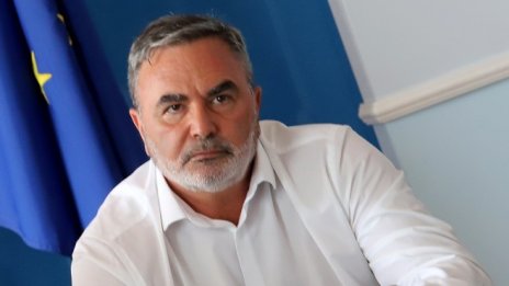 Кунчев: Недоверието и политизирането пречат за успешно управление на пандемията