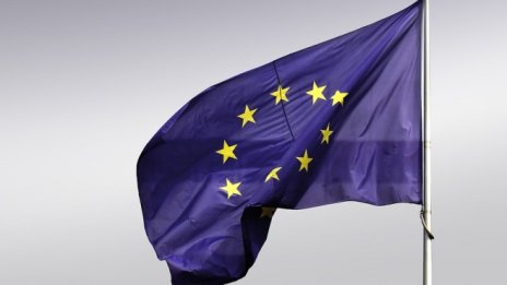 ЕС и Япония се борят сделката за свободна търговия да влезе в сила преди Brexit