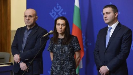 Обрат: Държавата прояви интерес да участва в сделката за ЧЕЗ България