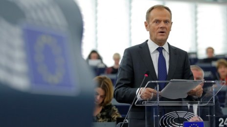 Туск предупреди, че може да има "твърда граница" в Ирландия след Brexit