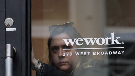 SoftBank иска отлагане на IPO-то на WeWork
