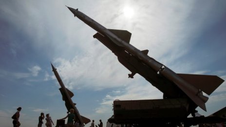 Започва ли нова оръжейна надпревара между САЩ и Русия?