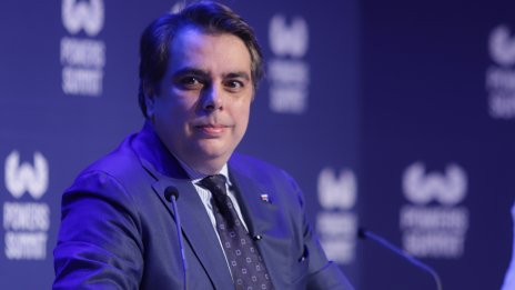 Коледни добавки за пенсионерите няма да има, потвърди финансовият министър