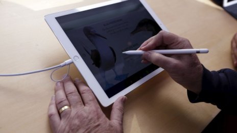 Цената на Apple Pencil на черния пазар достигна 400 долара