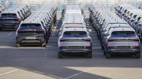 2025 г. - рекордна за продажбите на нови леки автомобили в България