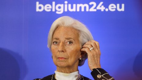 Лагард: Данните за заплатите са успокояващи, но не достатъчно, за да понижим лихвите