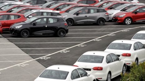 Ръстът на автомобилния пазар в България застига европейския