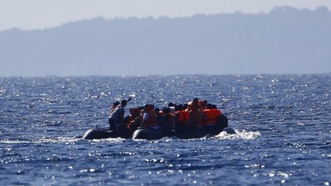 Гърция ще отвори нови бежански центрове на о. Крит