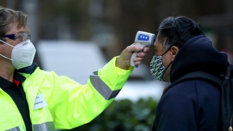 Защо делта вариантът притеснява специалистите