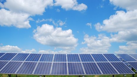 "Соларпро" и "ГрийнЙелоу" ще изграждат фотоволтаична централа