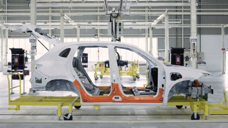 Тримесечната печалба на Geely расте с близо 60% въпреки засиления регулаторен контрол 