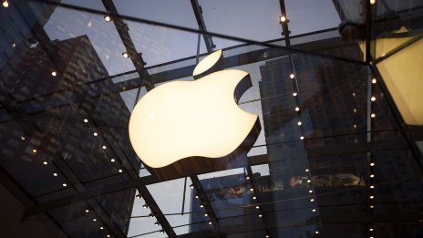 Apple заменя чиповете на Broadcom със свои