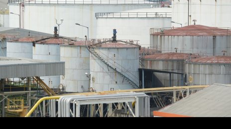 Петролът поскъпва на фона на китайските икономически стимули*